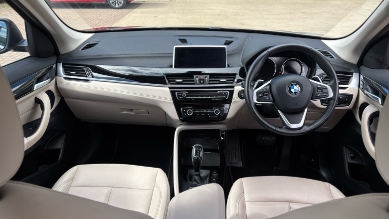 BMW X1 xDrive 20i [178] xLine 5dr Step Auto Petrol Estate